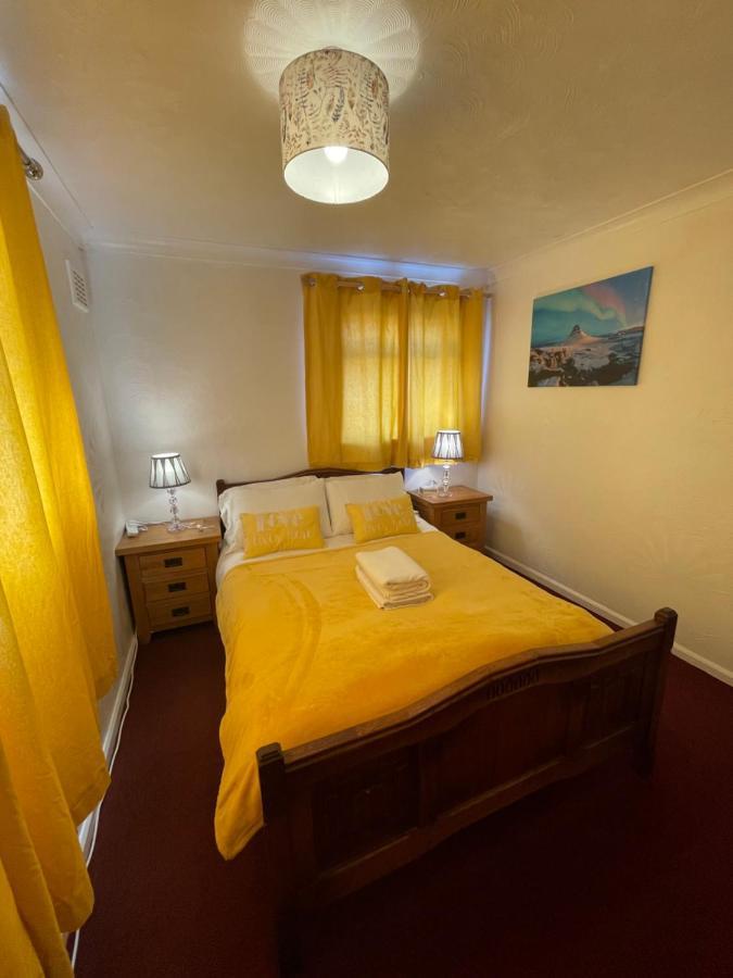 Holiday Home Cardiff City Sleeps 7 Zewnętrze zdjęcie